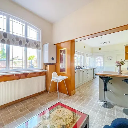 *rc9bc* For Your Relaxed & Cosy + Free Parking + Free Fast Wifi * Homestay Leeds (West Yorkshire)