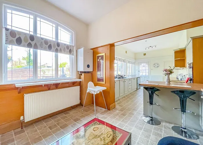 *rc9bc* For Your Relaxed & Cosy + Free Parking + Free Fast Wifi * Homestay Leeds (West Yorkshire)