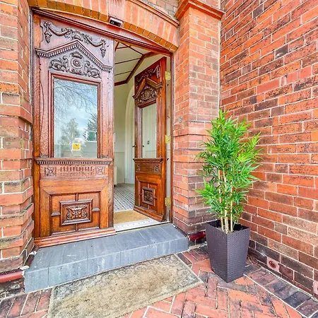 *rc9bc* For Your Relaxed & Cosy + Free Parking + Free Fast Wifi * * Лидс